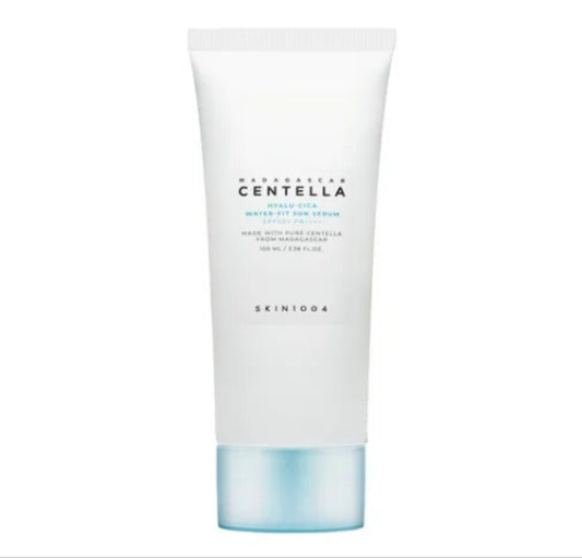 SKIN 1004-Protector Solar Madagascar Hyalu Cica Wáter Fit Jumbo 100ml.